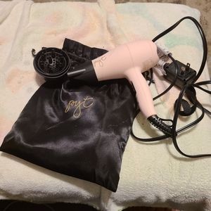 Travel hairdryer
